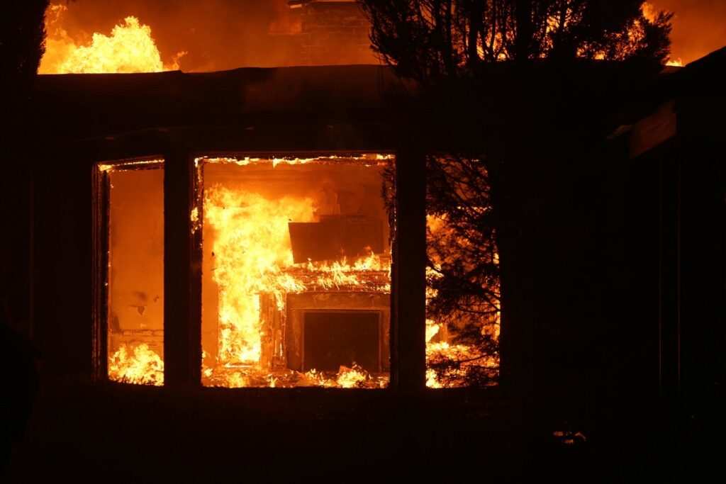 incendio california los angeles