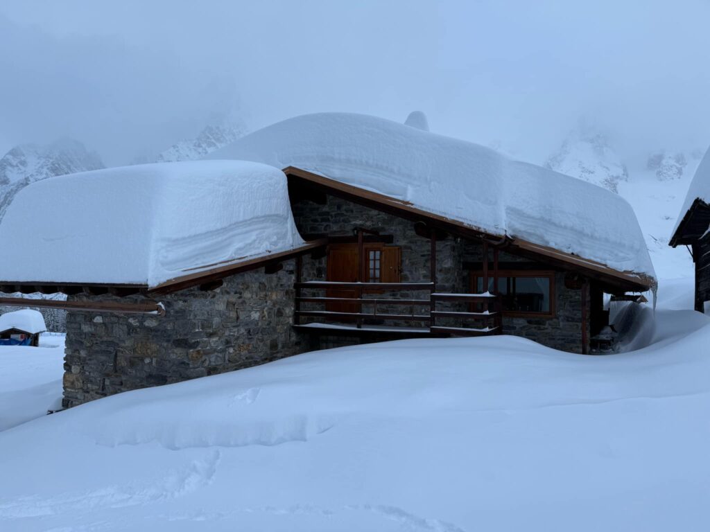 neve Courmayeur valle d'aosta