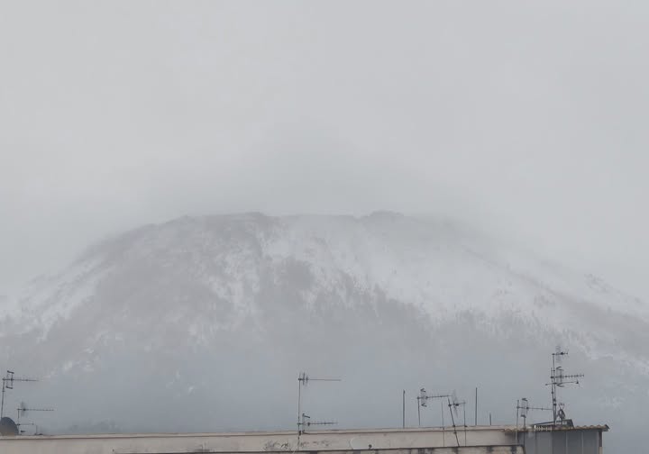 neve vesuvio oggi