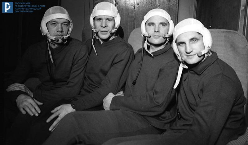 primo attracco spazio roscosmos russia unione sovietica soyuz 16 gennaio 1969