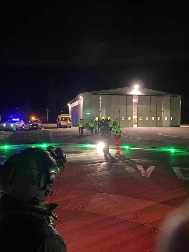 uomo disperso sul Gran Monte Prealpi Giulie Aeronautica Militare recupero salvataggio