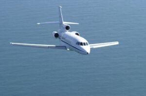 Falcon 900