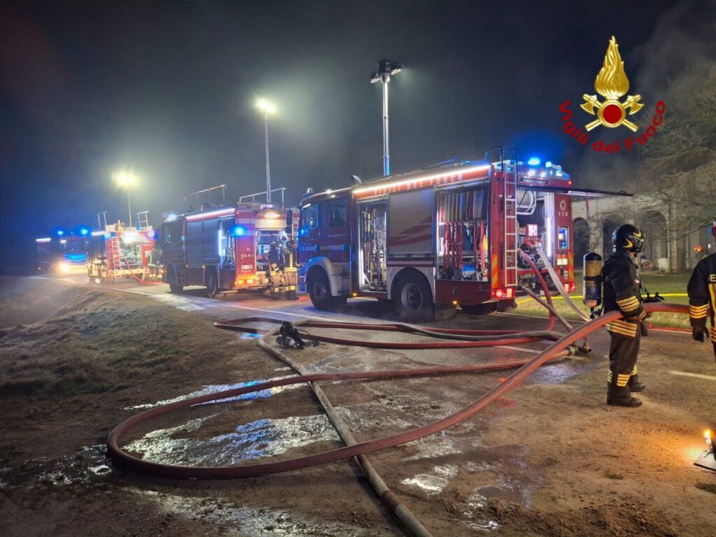 Treviso incendio campus studentesco