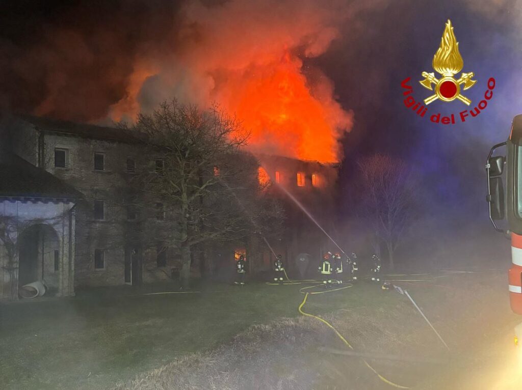 Treviso incendio campus studentesco