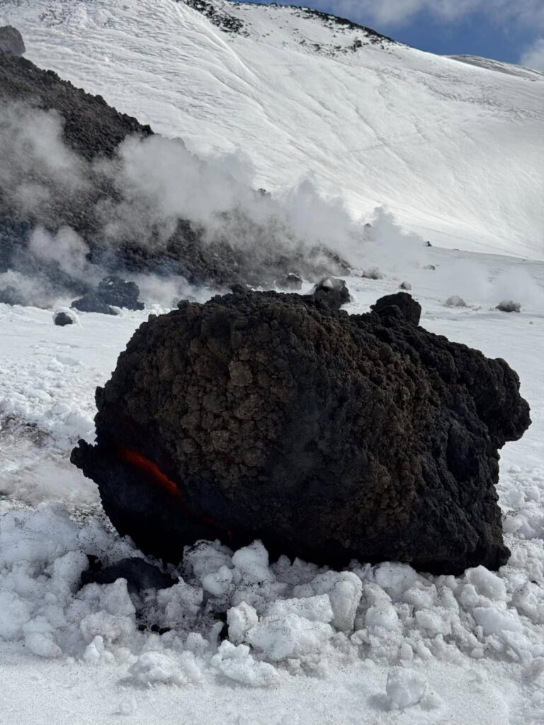 eruzione etna 12 febbraio 2025