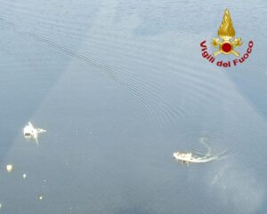 incidente aliante lago varese