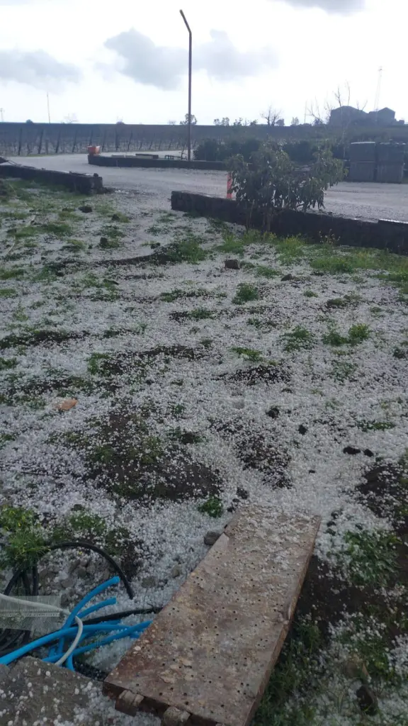 maltempo grandine acireale sicilia