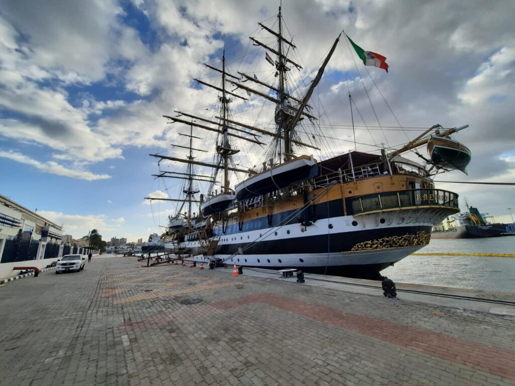nave amerigo vespucci