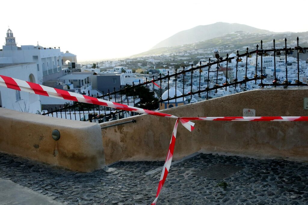 terremoti santorini