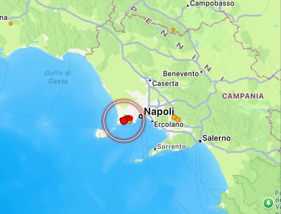 terremoto campi flegrei