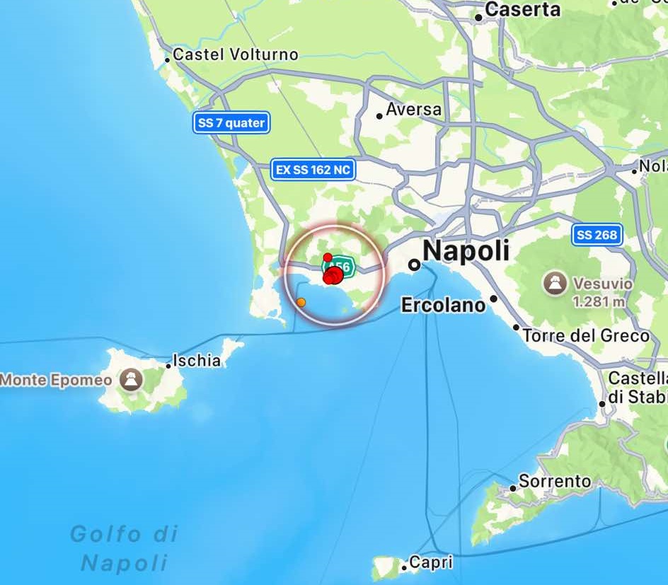 terremoto oggi pozzuoli campi flegrei