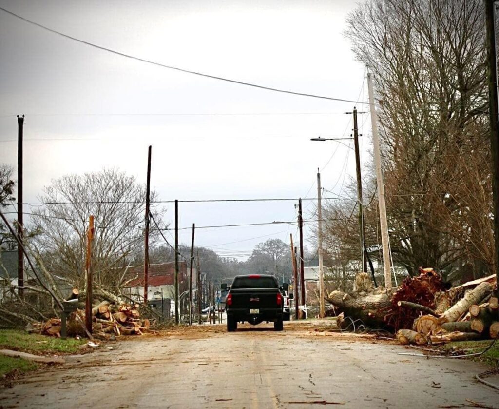 tornado alabama usa
