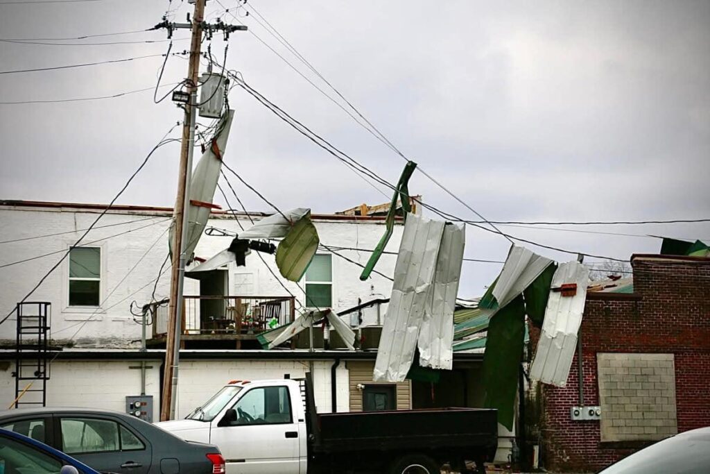 tornado alabama usa