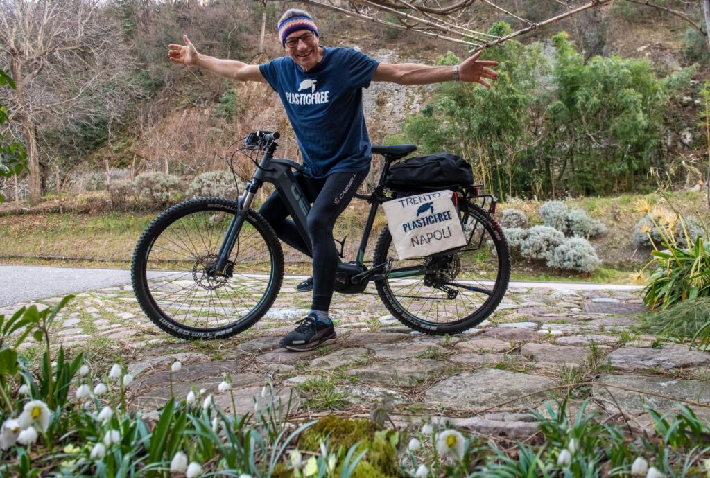 Marco Miori, referente Plastic Free Onlus e protagonista dell'avventura in bici da Trento a Napoli