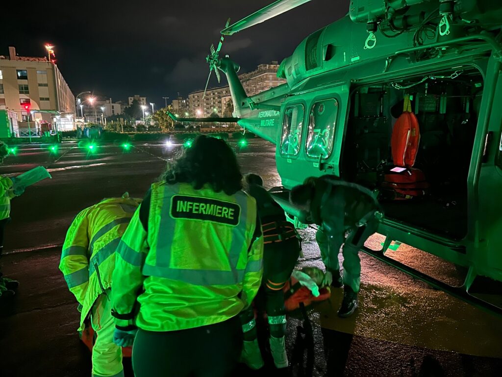 Soccorso aereo trasporto aeronautica militare pantelleria palermo