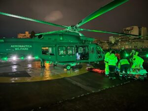 Soccorso aereo trasporto aeronautica militare pantelleria palermo