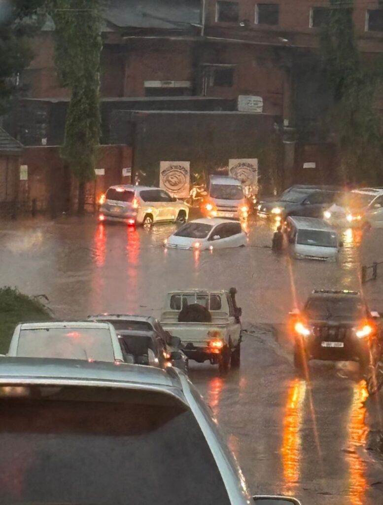 alluvione uganda