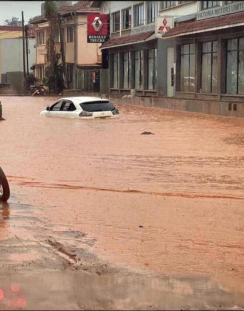 alluvione uganda