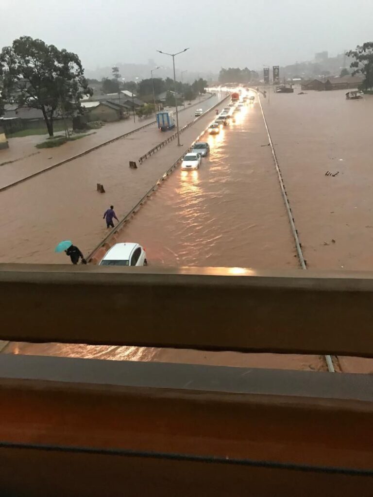 alluvione uganda
