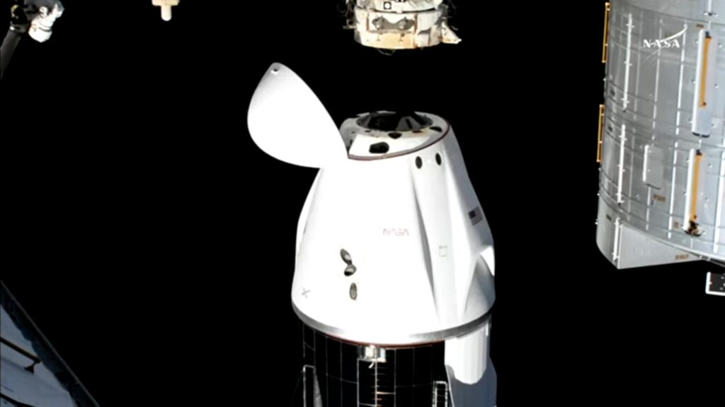 astronauti bloccati rientrati terra stazione spaziale