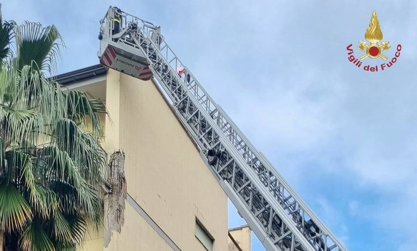 campi flegrei lesioni