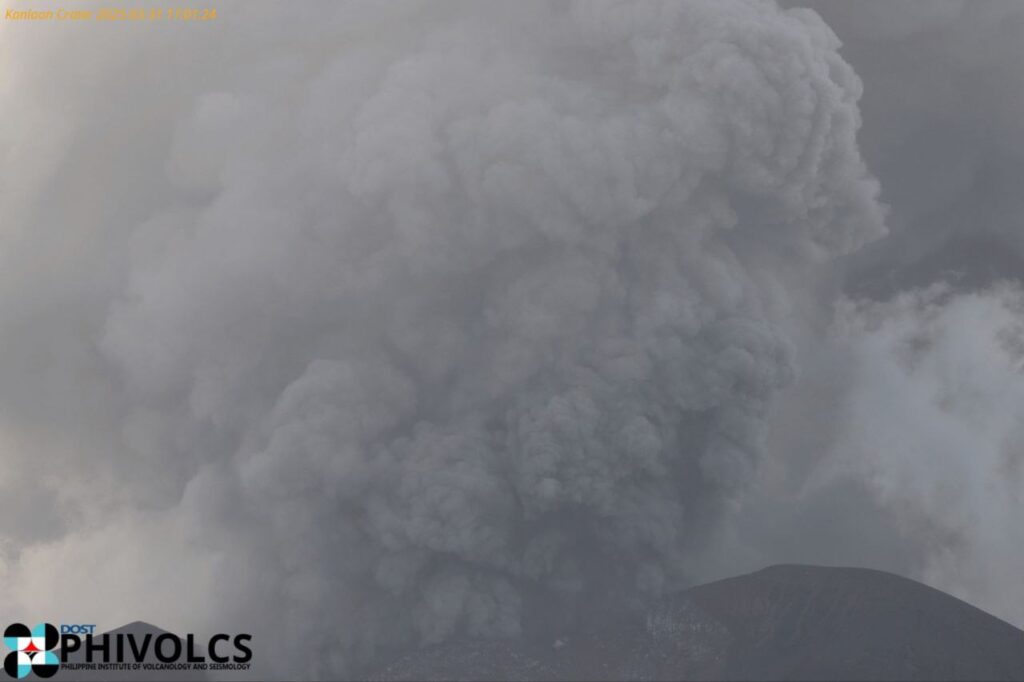 eruzione vulcano Kanlaon filippine