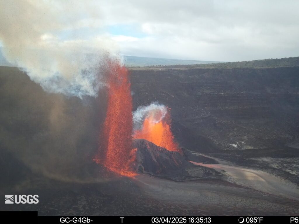 fontane lava kilauea hawaii
