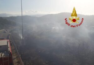 incendio falerna calabria