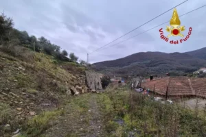 maltempo frana liguria imperia