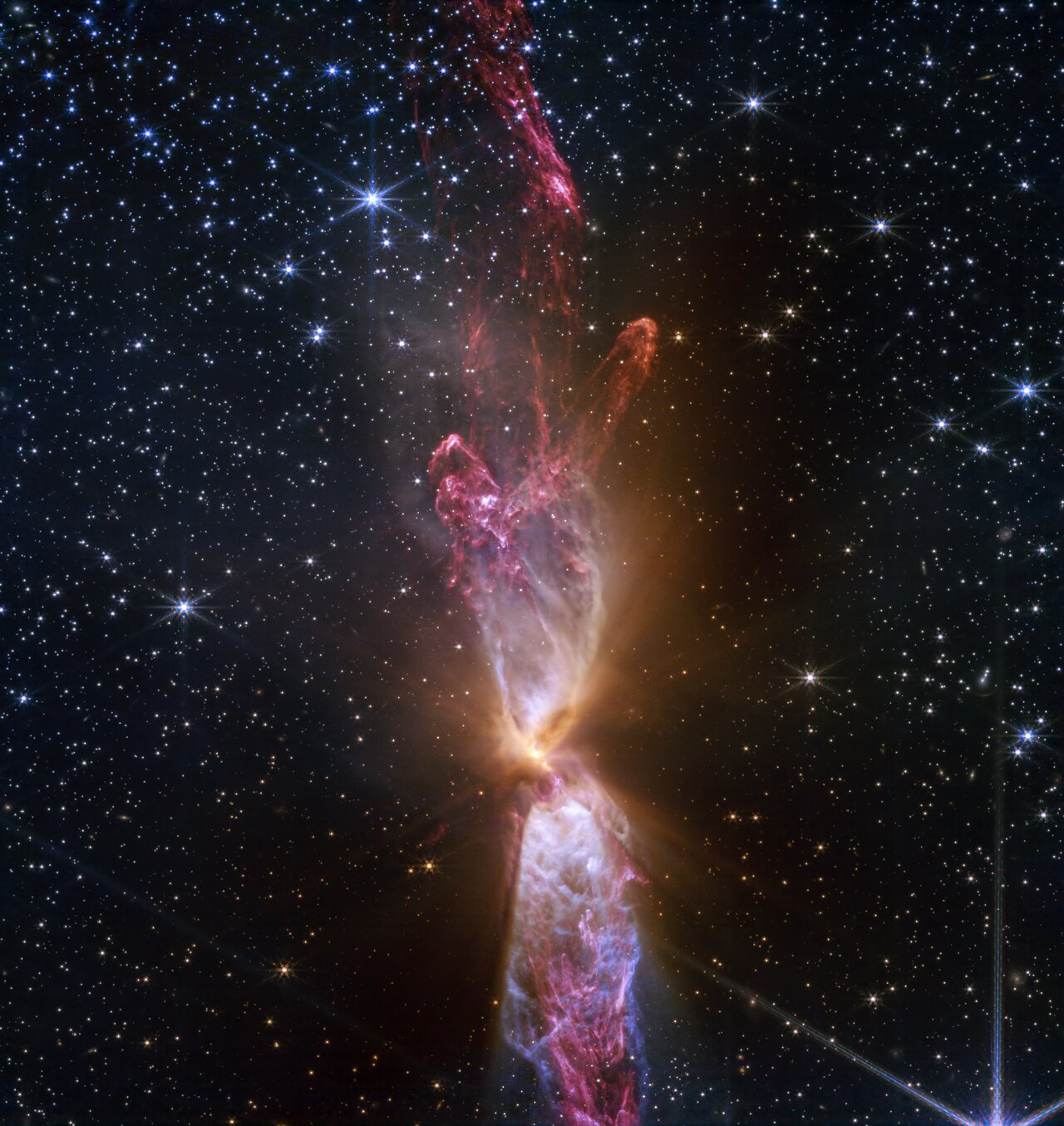 nebulosa lynds 483