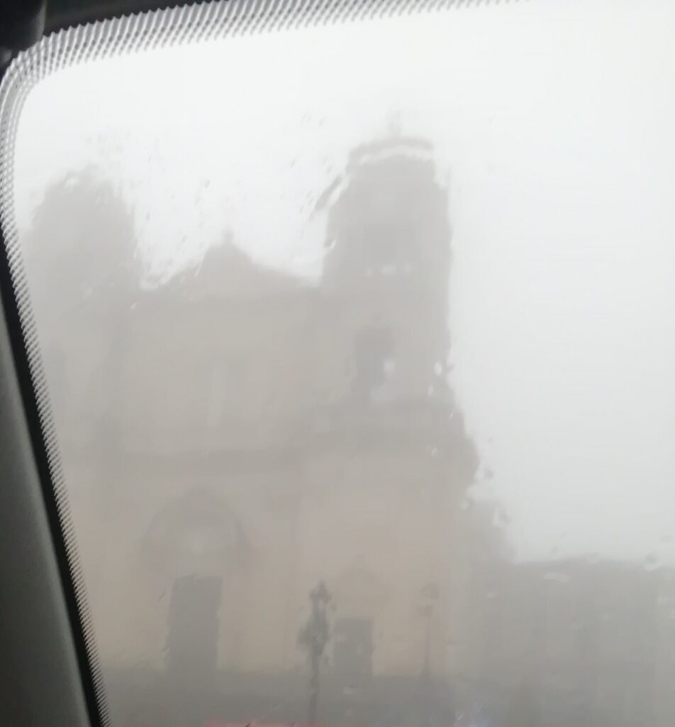 oggi nebbia sicilia zafferana etnea trecastagni