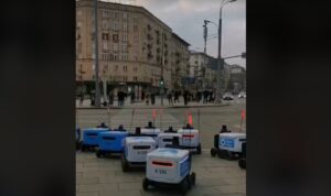 robot consegne mosca