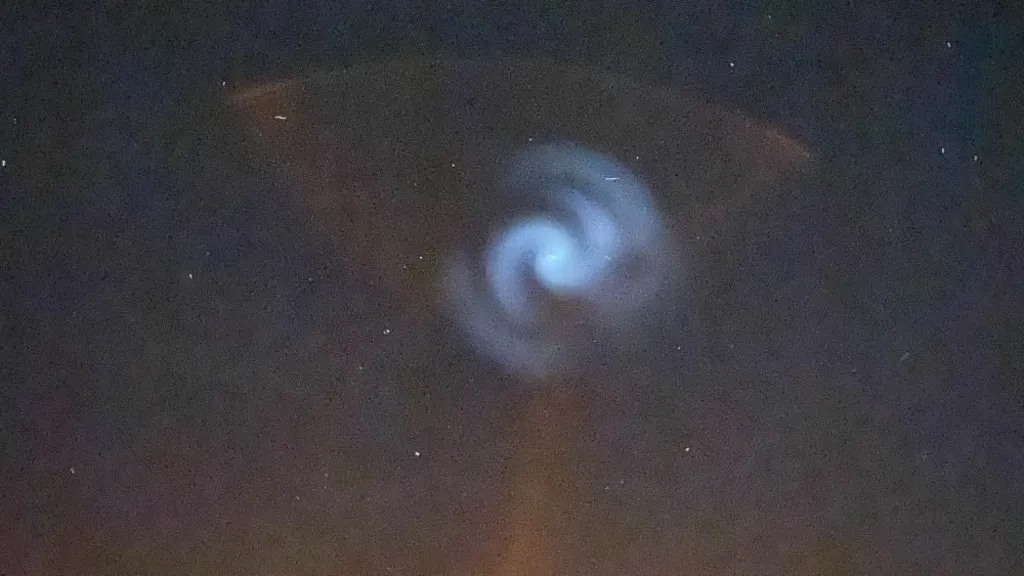 spirale blu cielo