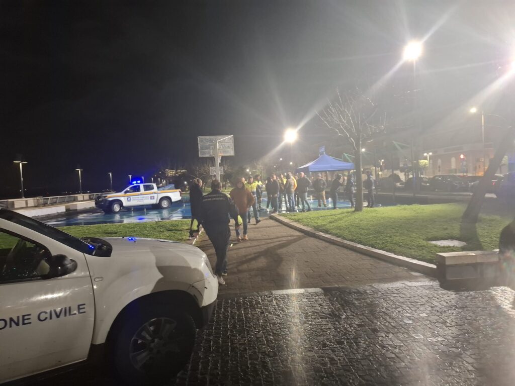 terremoto oggi napoli campi flegrei pozzuoli