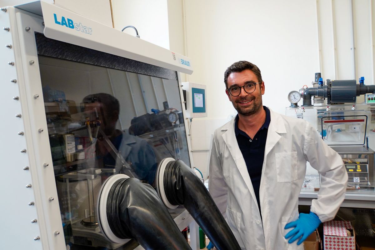 Catturare e purificare CO₂ producendo energia: oggi è possibile grazie alla nuova tecnologia sostenibile