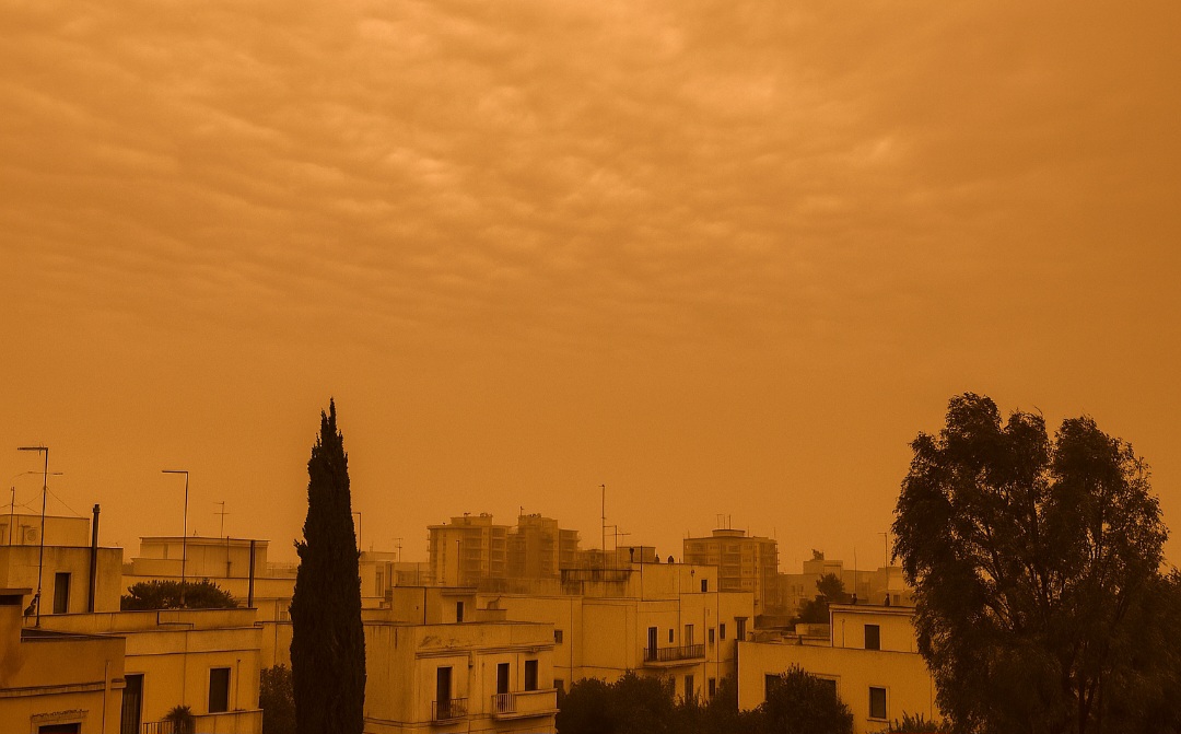 Meteo Puglia: torna lo Scirocco, caldo in arrivo e cieli giallastri