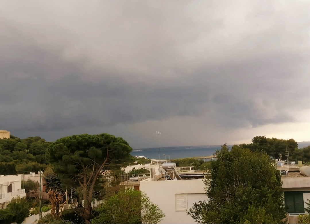 Shelf Cloud Gallipoli