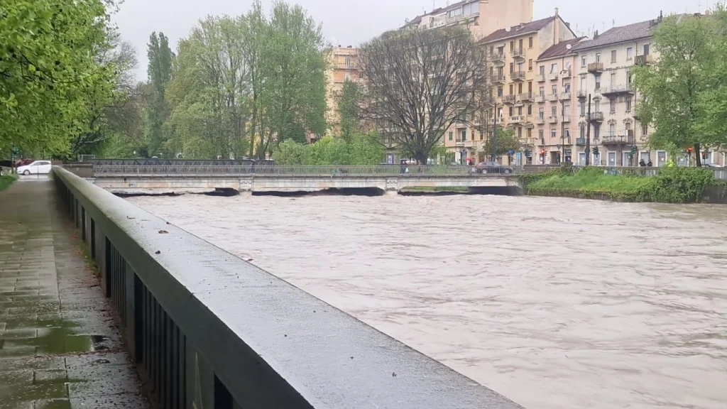 Torino, ponte di Via Bologna