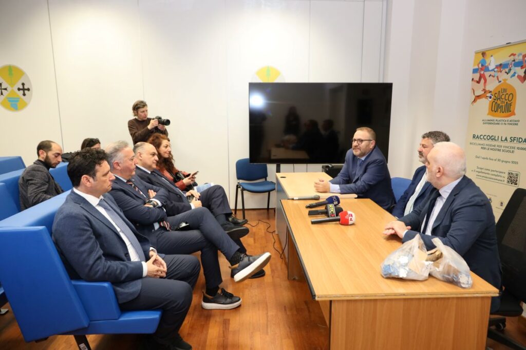 Un Sacco in Comune