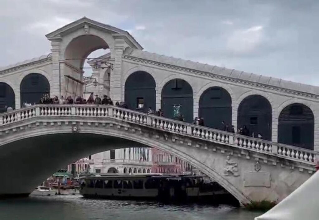 Vaporetto Ponte Rialto