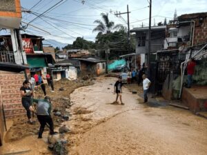 alluvione inondazioni colombia maltempo