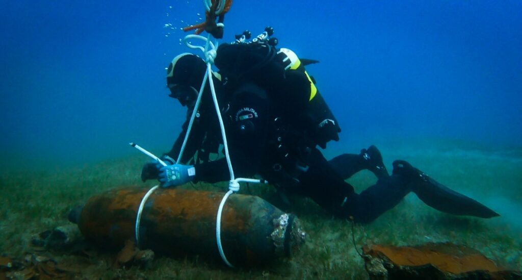 bomba subacquea ordigno bellico