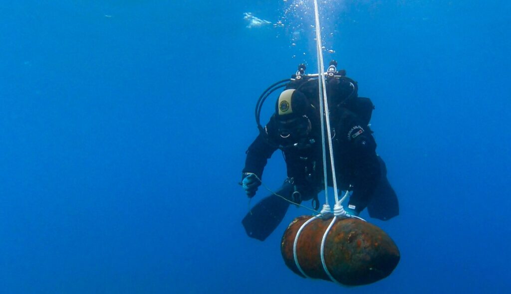 bomba subacquea ordigno bellico