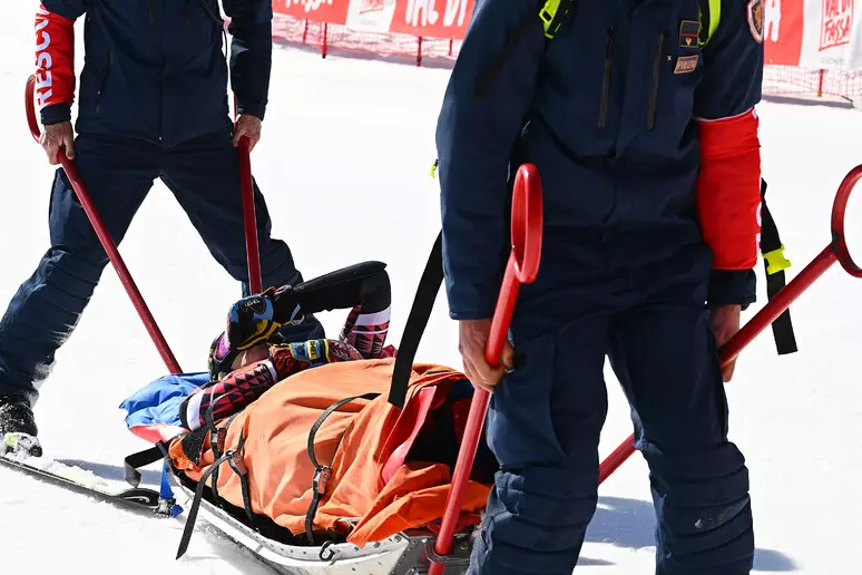 Incidente Brignone, “carriera a rischio” dopo il grave infortunio