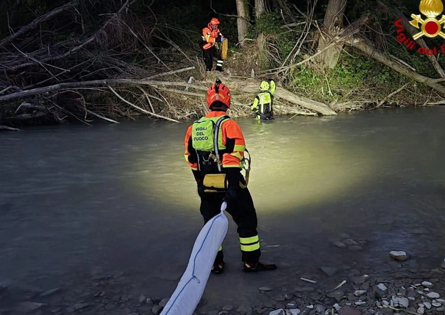 Imola, cadavere affiora nel fiume Santerno