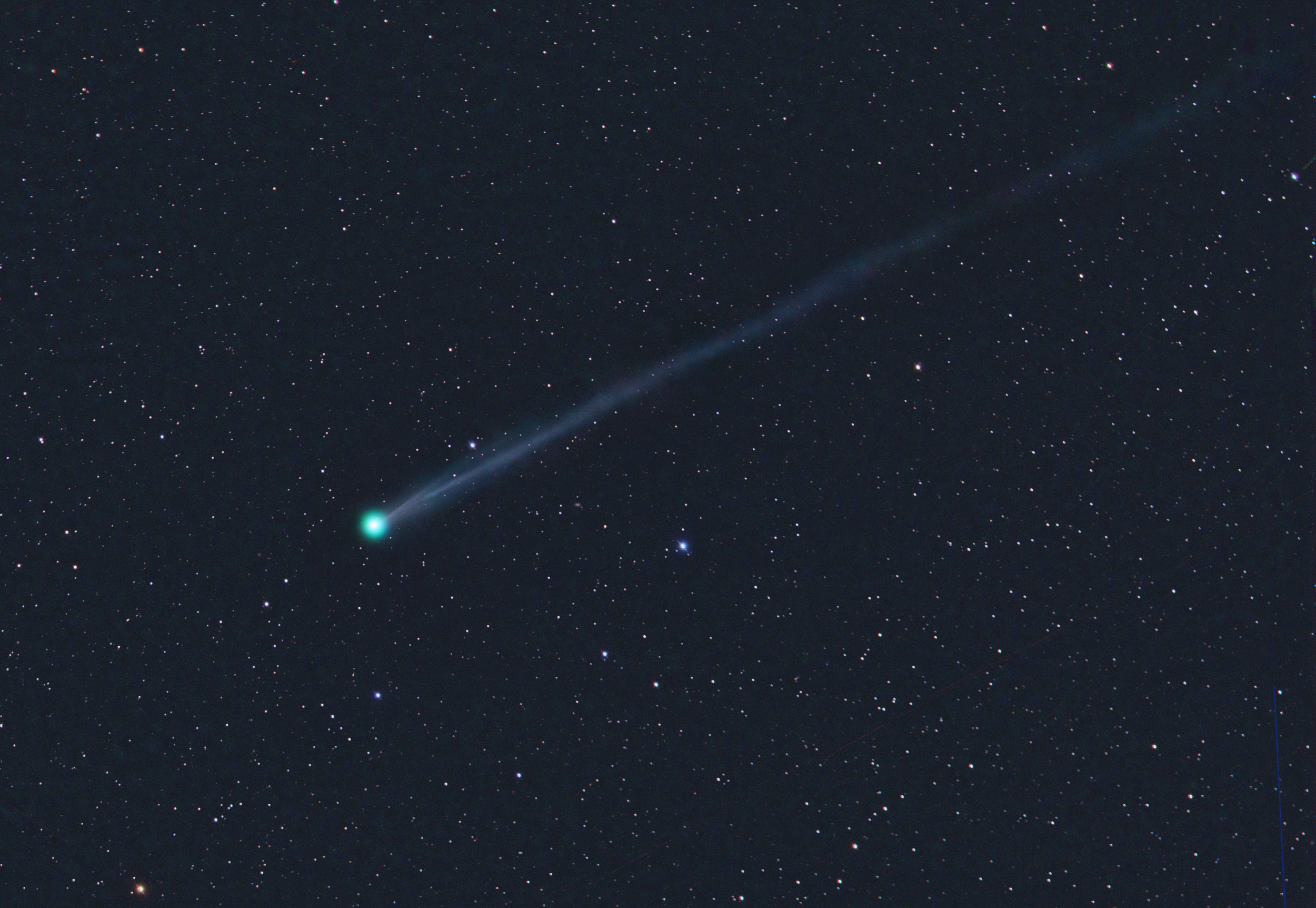 La nuova cometa SWAN25F attira l’attenzione: potrebbe diventare visibile a occhio nudo