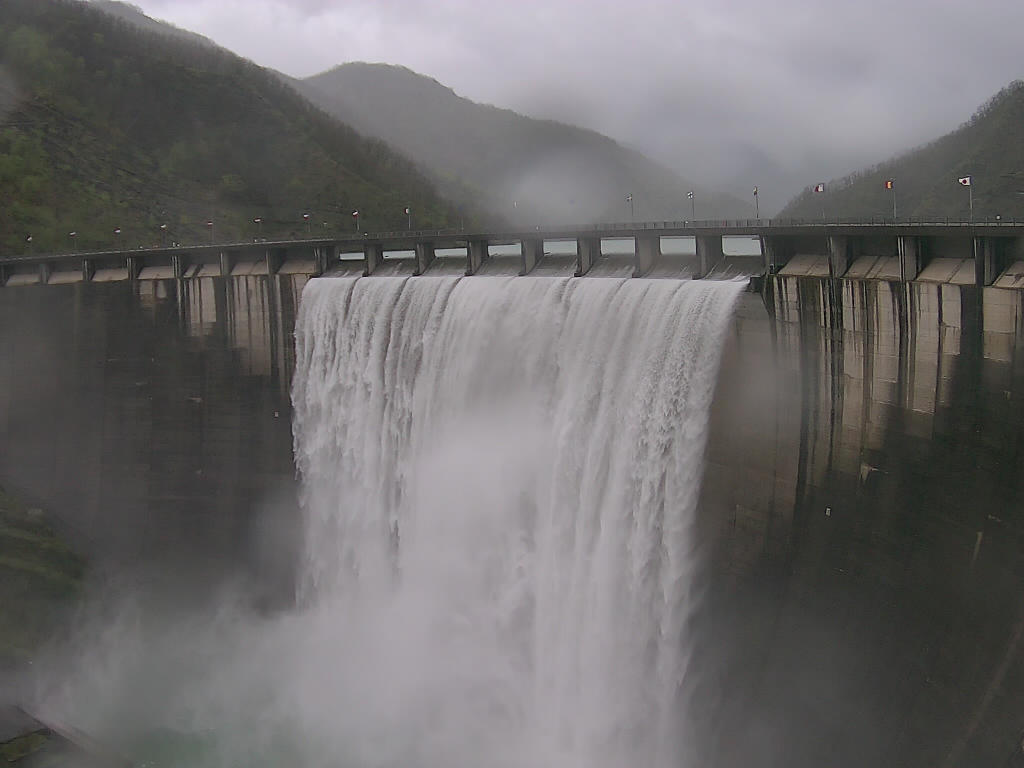 diga ridracoli pioggia maltempo oggi cascata