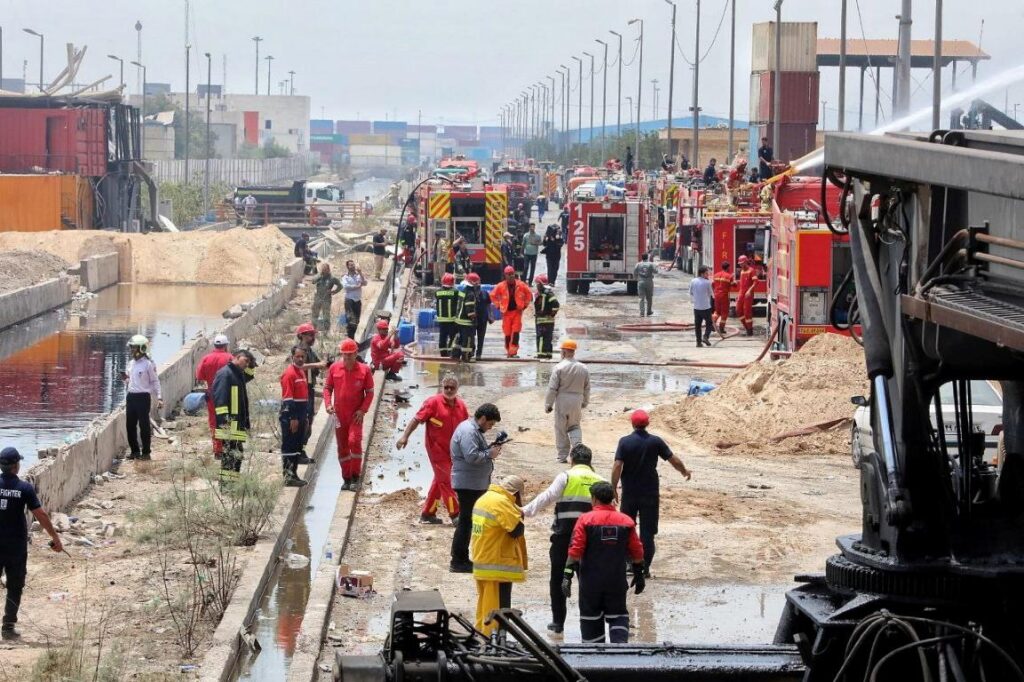 esplosione incendio iran porto Bandar Abbas