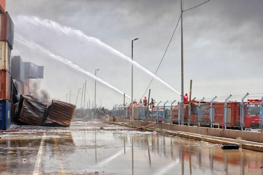 esplosione incendio iran porto Bandar Abbas