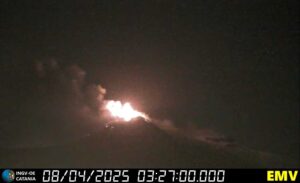 etna oggi 8 aprile